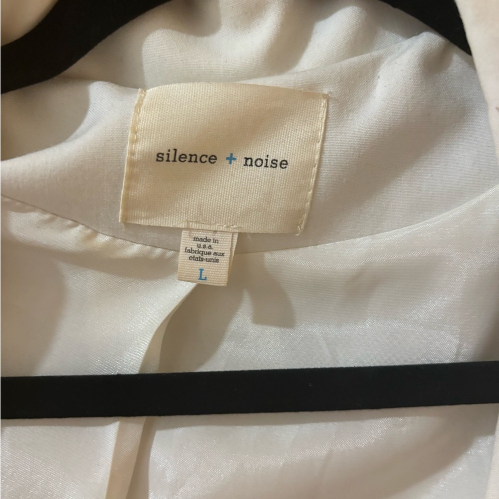 Ivory Blazer - Picture 2 of 2
